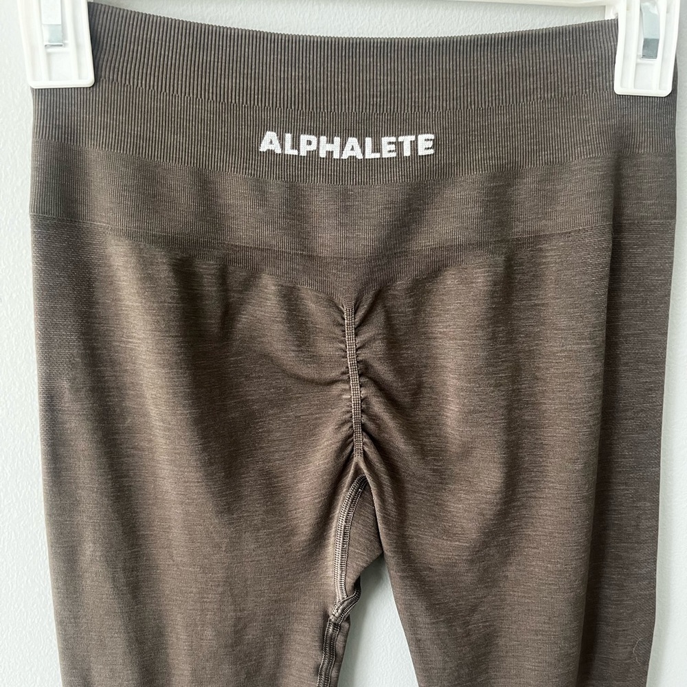 Alphalete Amplify Seamless Scrunch Leggings High Waist brown  Small